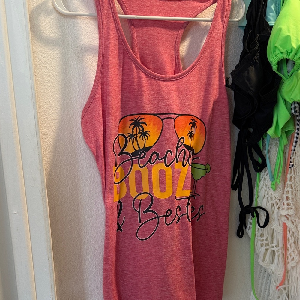 Source Unknown Pink Tank Top with Beach Print